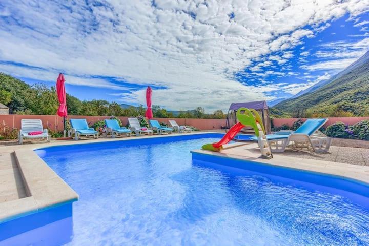 Holiday Home Perunika Zezevica Exterior photo