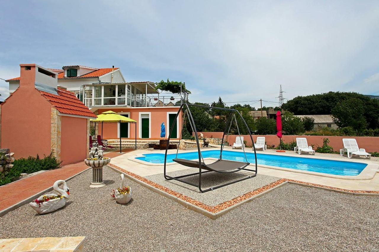 Holiday Home Perunika Zezevica Exterior photo